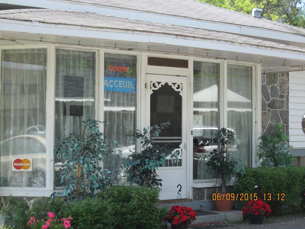 Motel Jann Quebec City Exterior photo